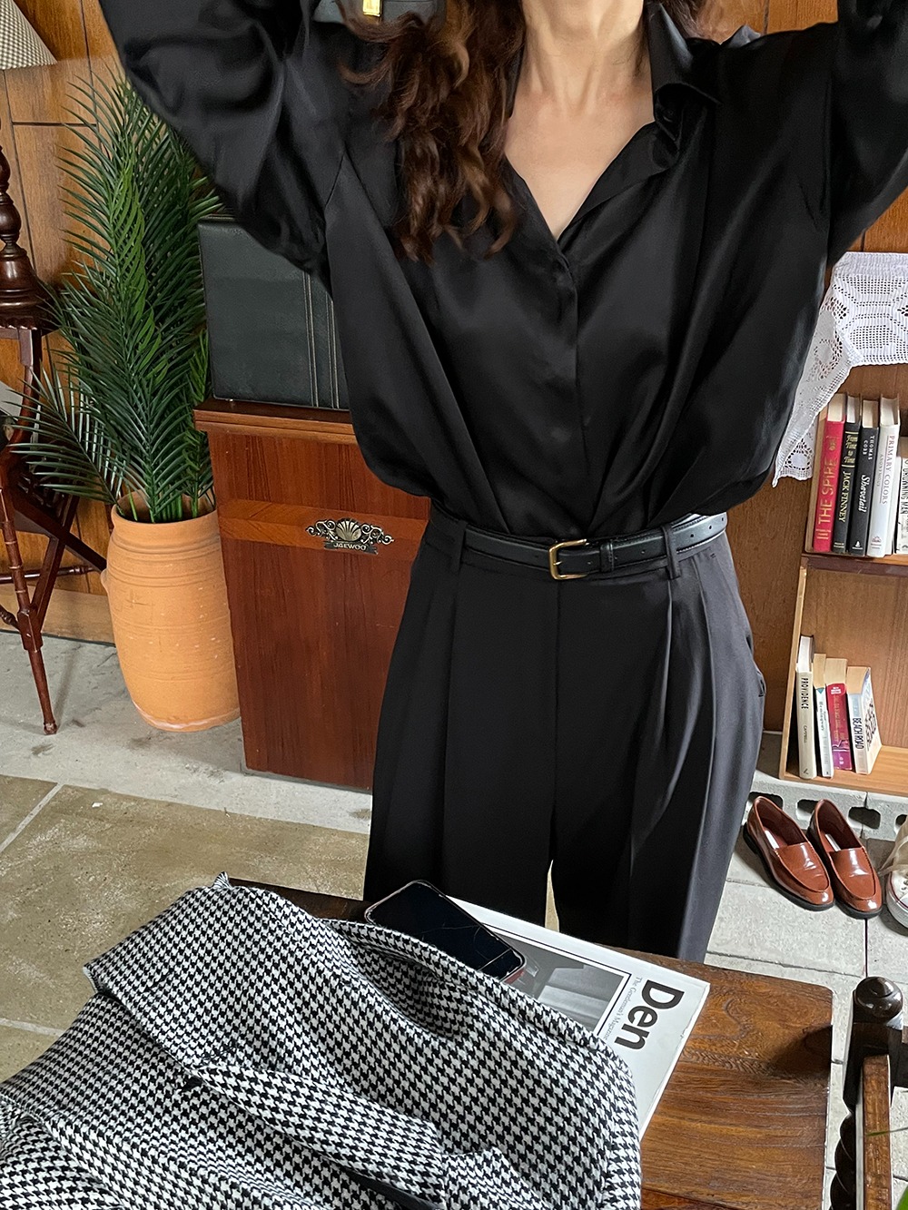 [OF]Glossy Shirt Blouse (2color)